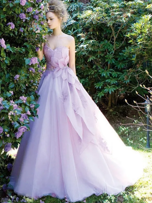 Sweetheart Lavender Wedding Dress 