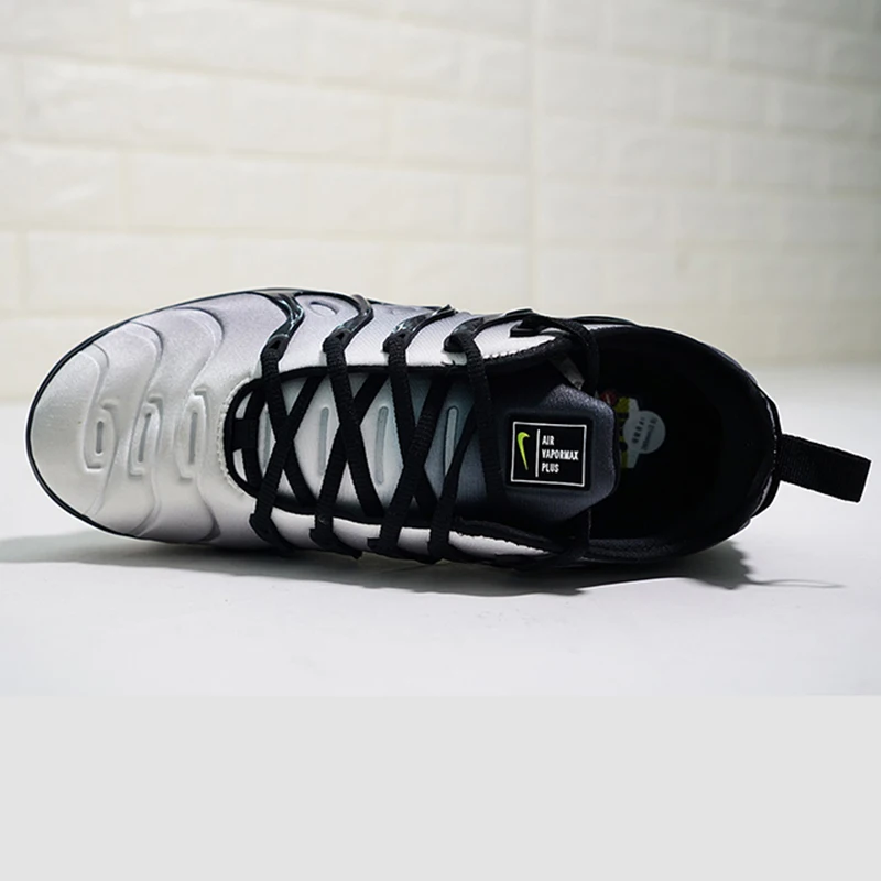 Nike Air Vapormax Plus TM Men's Running Shoes Sport Outdoor Sneakers Footwear Designer Athletic Low Top 2018 New 924453-009 Nike Air Vapormax Plus TM Men's Running Shoes Sport Outdoor Sneakers Footwear Designer Athletic Low Top 2018 New 924453-009