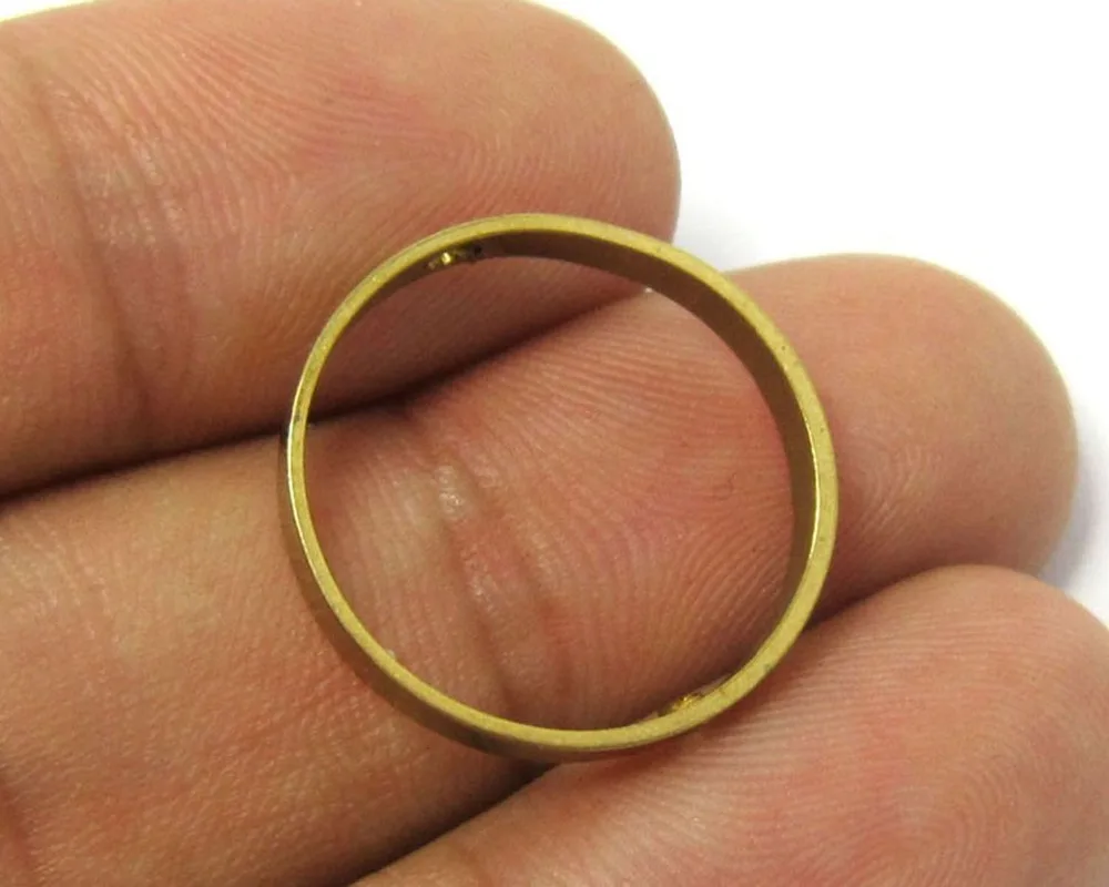 

20pcs Brass pendant Round 20x3mm circle Raw brass rings straight hole R133