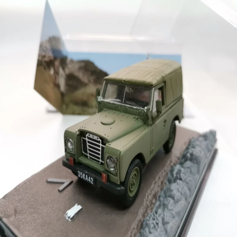 

1:43 Simulation LR III THE LIVING DAYLIGHTS SUV Collection Display Model Alloy Die Casting Vintage SUV Toy Car