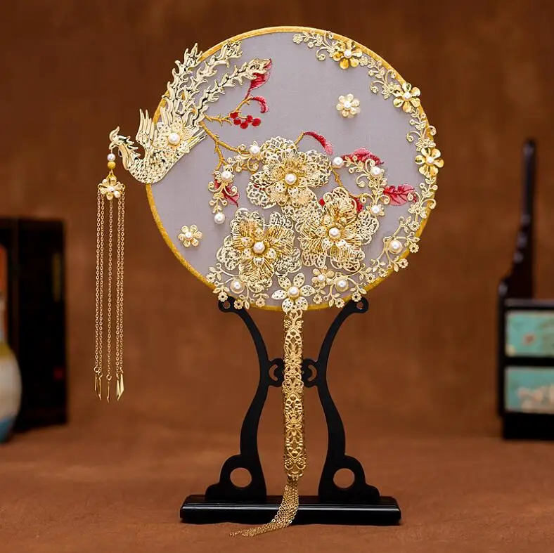 JaneVini Luxury Chinese Bridal Fan Bouquets Pearls Gold Phoenix Handmade Wedding Flowers Metal Round Hand Fan Brides Accessories - Цвет: Same as Picture