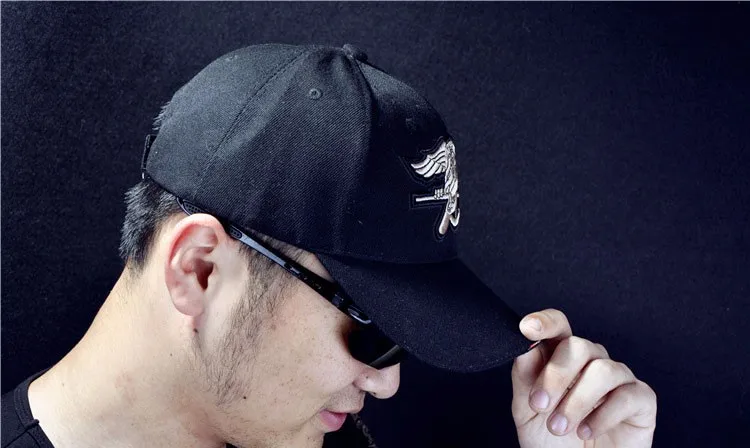 2887802902_2028590352