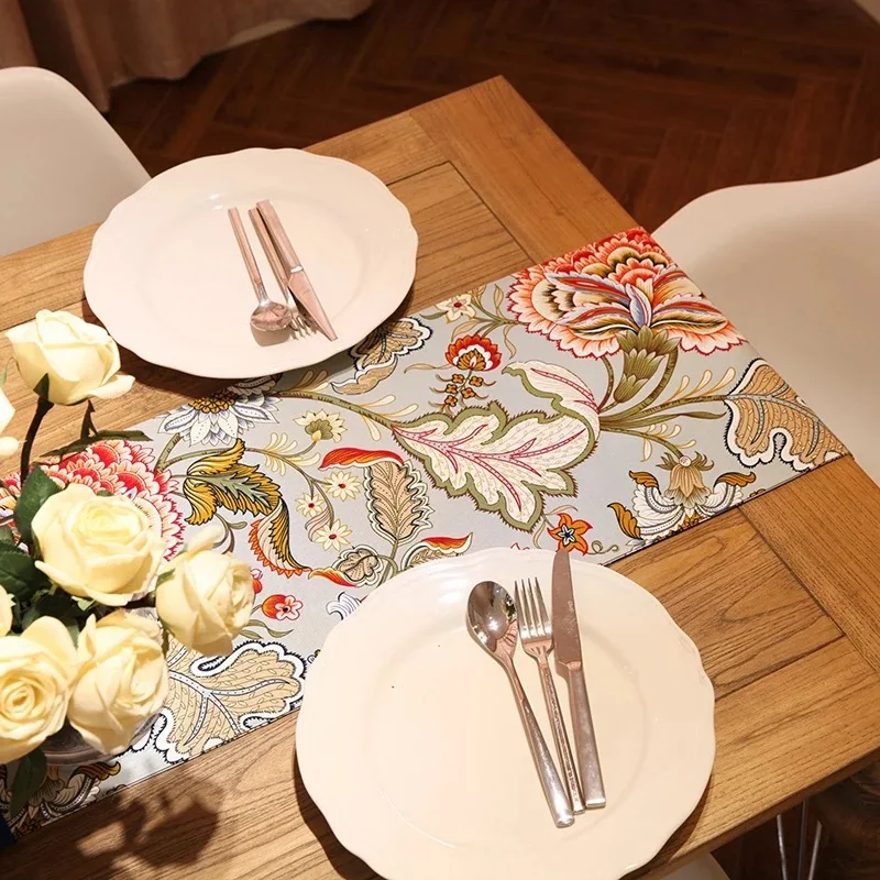 Table Runner 2