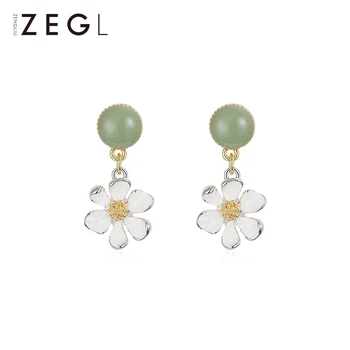

ZEGL female earrings candy color flower earrings female 2020 tide small flower earrings summer small fresh wild earrings