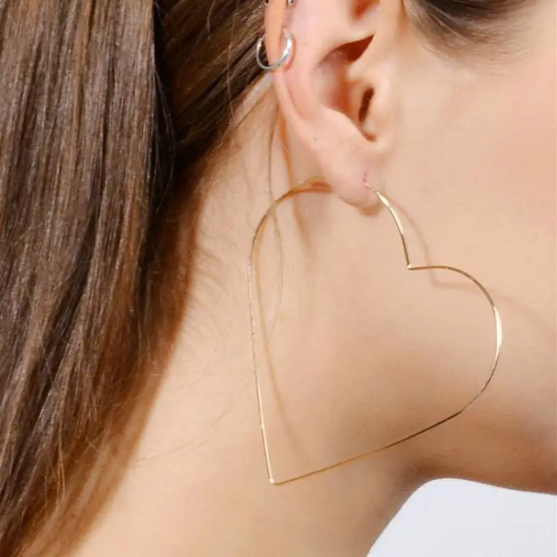 

The New Fashion Personality Exaggerated Sexy Tide Female Earrings Love Big Heart Empty Earrings Jewelry Drop Earrings Brincos