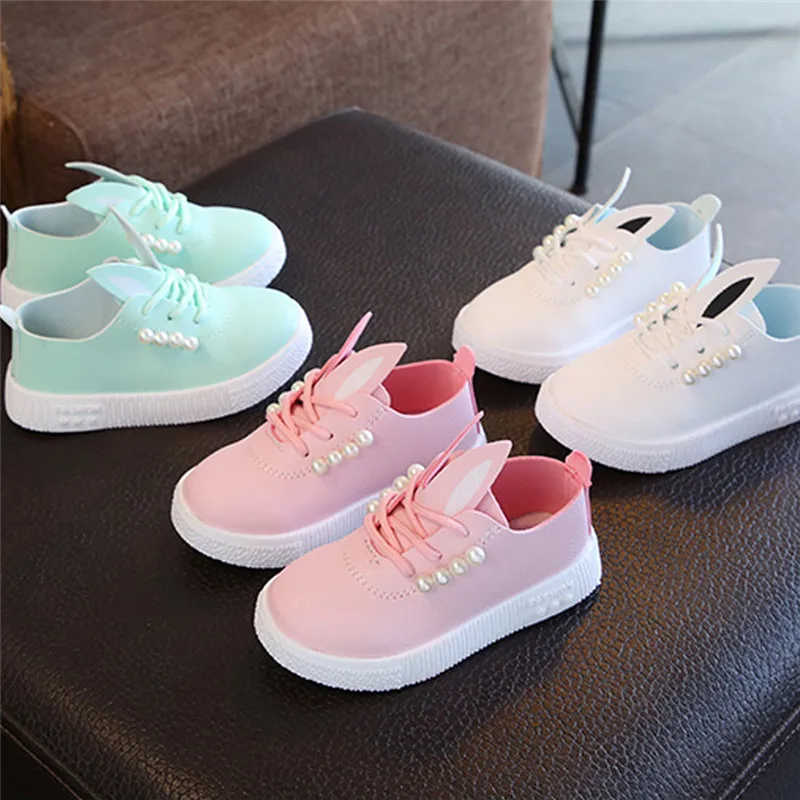 Детская обувь; розовые, зеленые, белые спортивные кроссовки; имитация жемчуга; обувь для новорожденных девочек; мягкая детская противоскользящая обувь