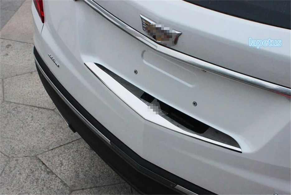 

For Cadillac XT5 2016 2017 Stainless Steel More Fashion Rear Bumper Door Sill Protector Plate Frame Cover Trim 1 Piece