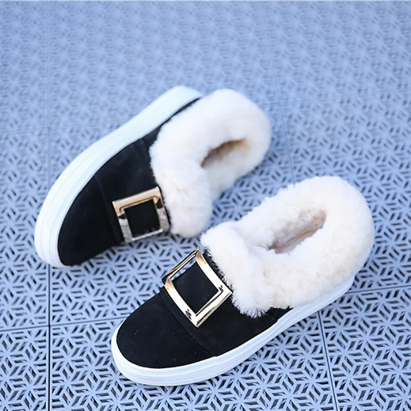

Fuzzy Winter Flats Women Shoes Loafers Black Wool Genuine Leather Shoes Slip On Fluffy Metal Flats Fashion Fur Ladies Shoes