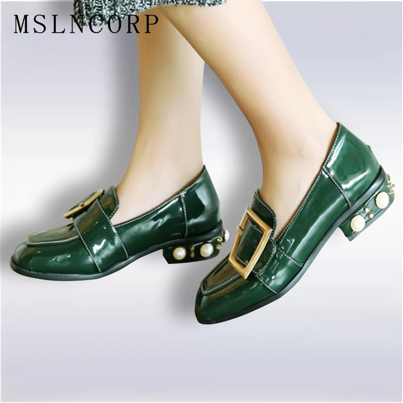 

Plus Size 34-45 Pearl Buckle Women Oxford Shoes Spring Autumn Patent Leather Lady Flats Shoes Square Toe Casual Loafers Slip On