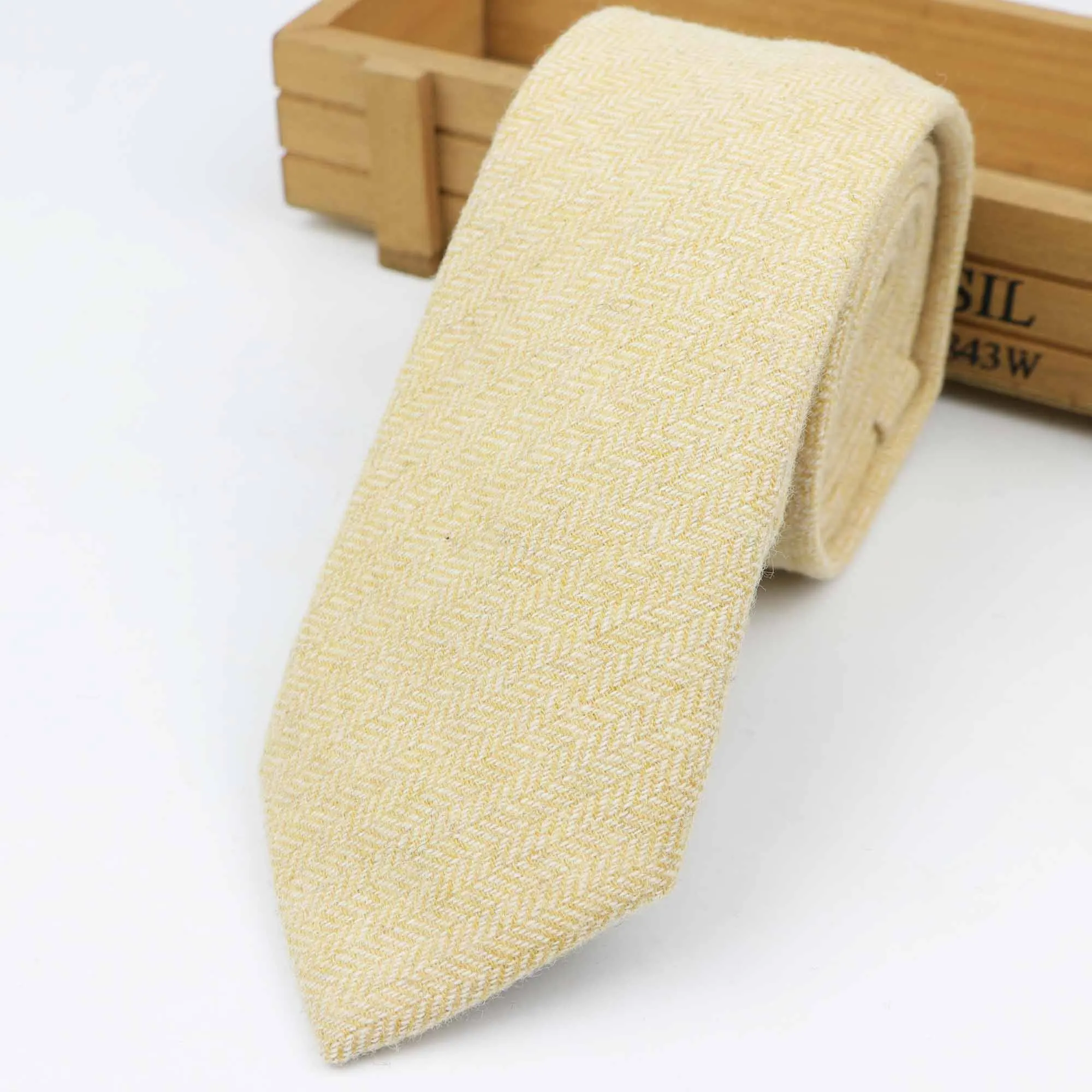 New Style Wool Viscose Tie 7cm Ties Fluffy Solid Color Corbata Slim Striped Necktie Cravat Clothing Accessories Warm Dot Ties - Цвет: 14