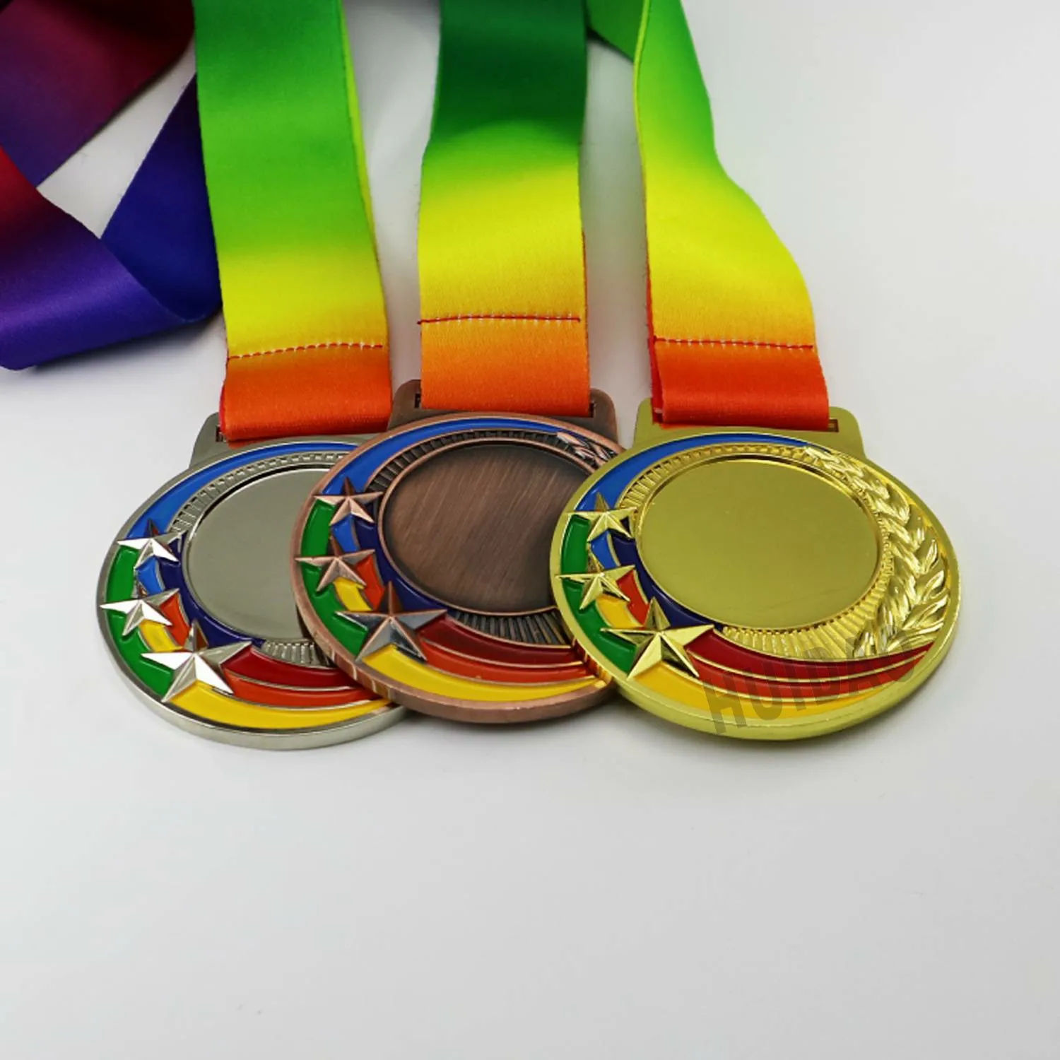 

1set Middle Blank Medal with Ribbon The Obverse Side In Three Stars In A Rainbow Design