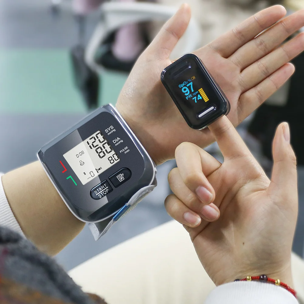 Yongrow Black LED Fingertip Pulse Oximeter & LCD Wrist Blood Pressure Monitor & Baby Ear Infrared T