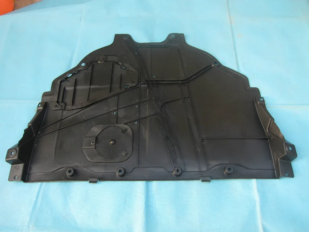 engine Rear centor cover splash shield for Mazda CX5 rear mid new Mazda