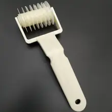 Ручной пресс машина Нескользящая ручка Spaetzle производитель лапша паста резак