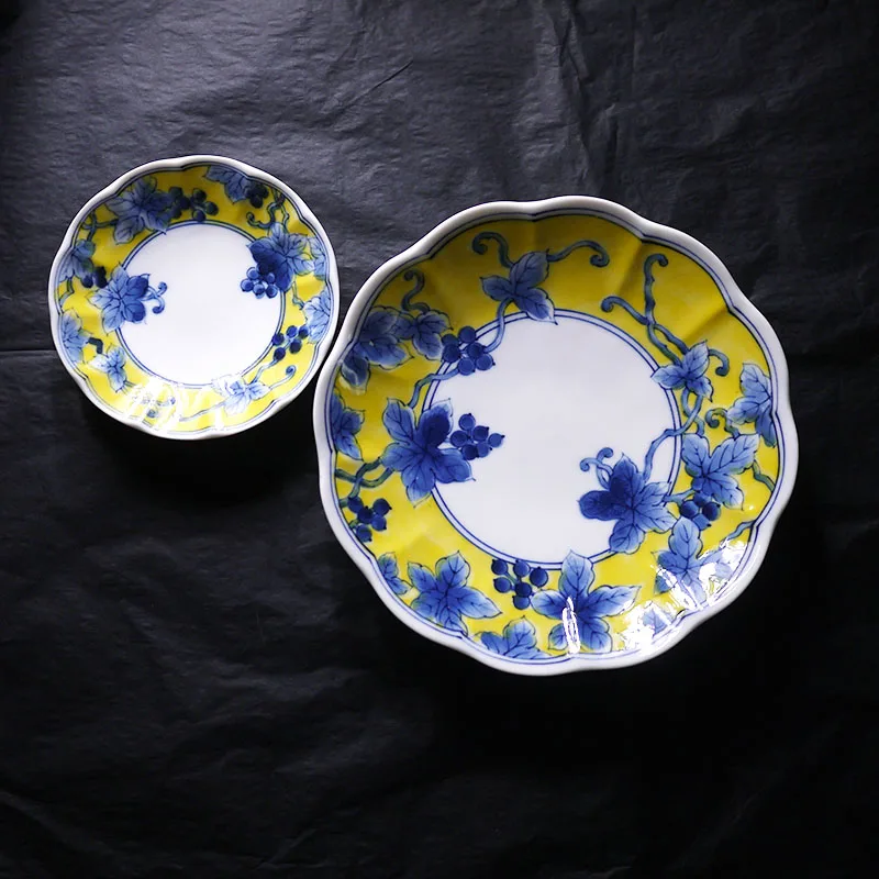 Японская сине-белая керамическая тарелка с желтым цветком, обеденная тарелка, маленькие блюда, тарелки для приправ 1 шт./лот