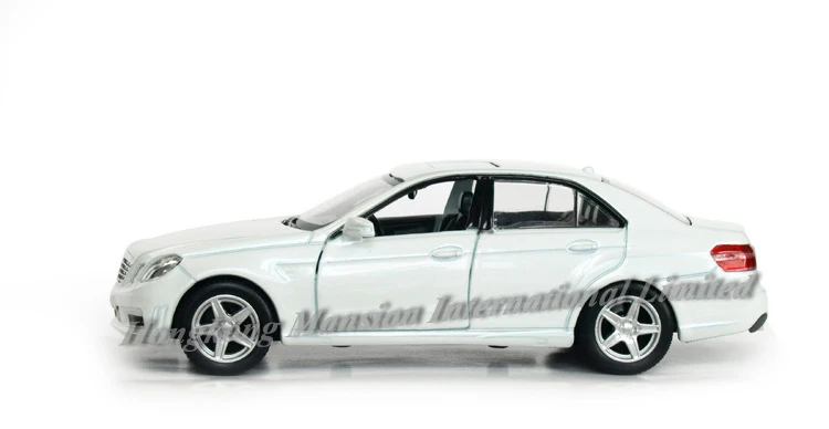 136 Car Model For BENZ E63 AMG (4)