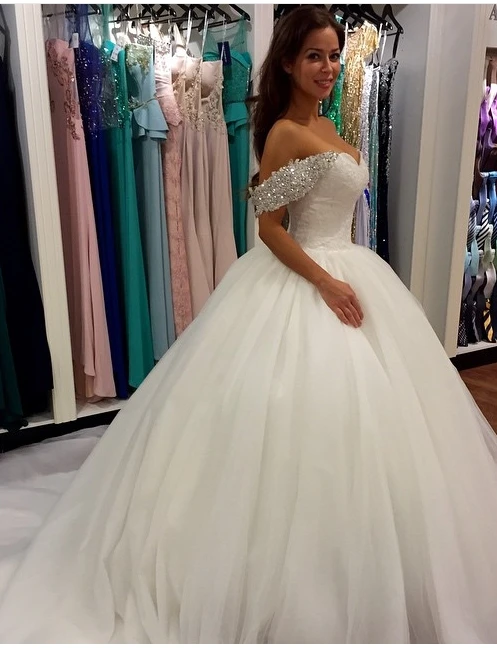 Luxury-Ball-Gown-Off-Shoulder-Beaded-Cap-Sleeve-Sweetheart-Wedding-Dresses-2017-Long-Train-Bridal-Wedding