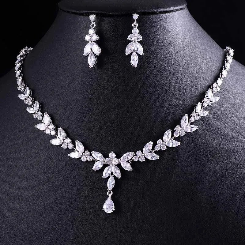 

Yashow Famous design Sparking Brilliant Cubic Zircon Clear Necklace Earrings Wedding Bridal Jewelry Sets Dress Accessories