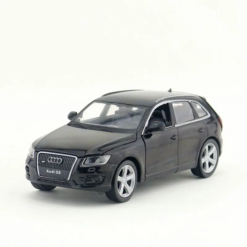 Масштаб 1:32/литая металлическая игрушка/спортивный автомобиль Audi Q5 SUV/звук и