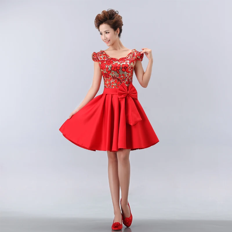 Wedding speech mini skirt picture