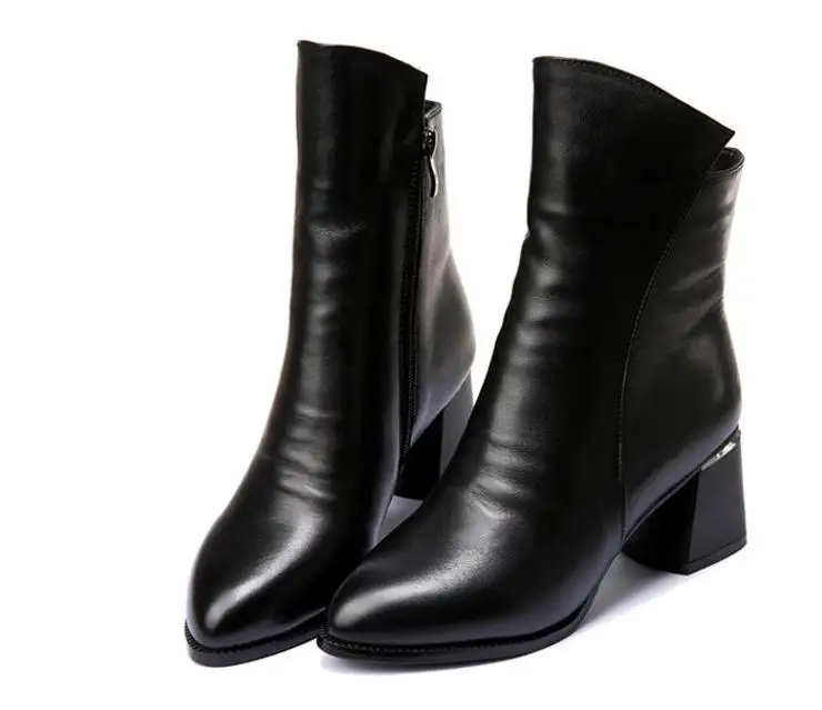 

Magic Baini ladies snow boots, non-slip wear-resistant, warm and comfortable, exquisite workmanship, product phase perfect, beau