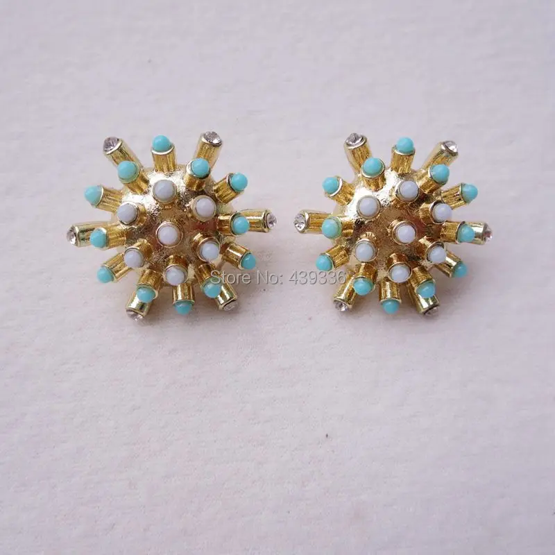 

Free Shipping Wholesale New Sweet Light Blue Earring Stud