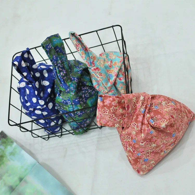 

Floral Pattern Jewelry Packaging Bags Cotton Fabric Pouches Gift Bags Wedding Party Supplies Can Hold Mobile Phone Key Coin Bags