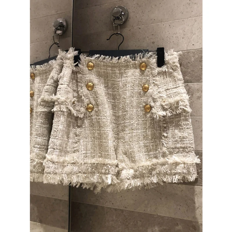 

2019 new summer shorts ladies retro casual shorts gold button shorts Women's Fringed swoven high waist shorts