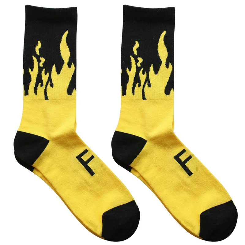 Абсолютно Harajuku Стиль в красном и желтом цветах, унисекс носки с пламенем для улицы в стиле «хип-хоп», «панк» Для мужчин и Для женщин в трубке хлопковые носки - Цвет: Yellow