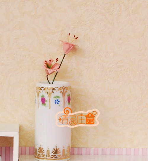 Mini dollhouse Mini furniture accessories model of European style straight vase modern good
