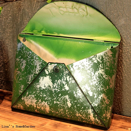 envelope design vintage rustic metal mail box (2)