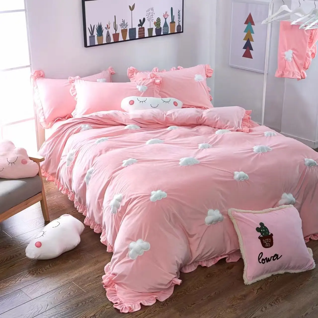 WINLIFE Home Textiles Embroidery Cute 3D Cloud Ultra Soft Coral Velvet