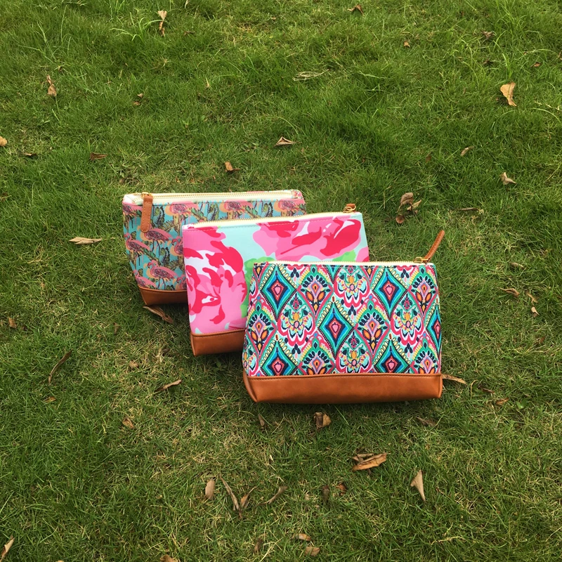

Wholesale Blank Flamingo Crown Jewel Rose Cosmetic Bag Make up Case Polyester Clutch DOM103519