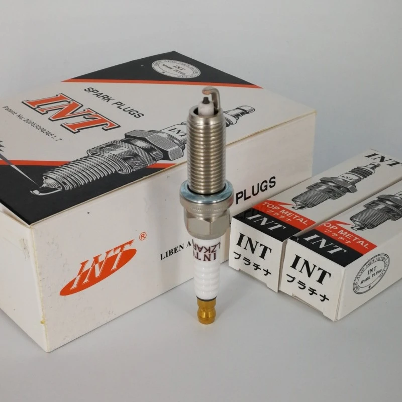 

4pcs INT spark plug A-LZKAR6-11 for 5118 PLZKAR6A-11 FXE20HR11 LZKAR6AP-11 DILKAR6A11 REA12WMB4 VR7SPP33 FXE20HE11