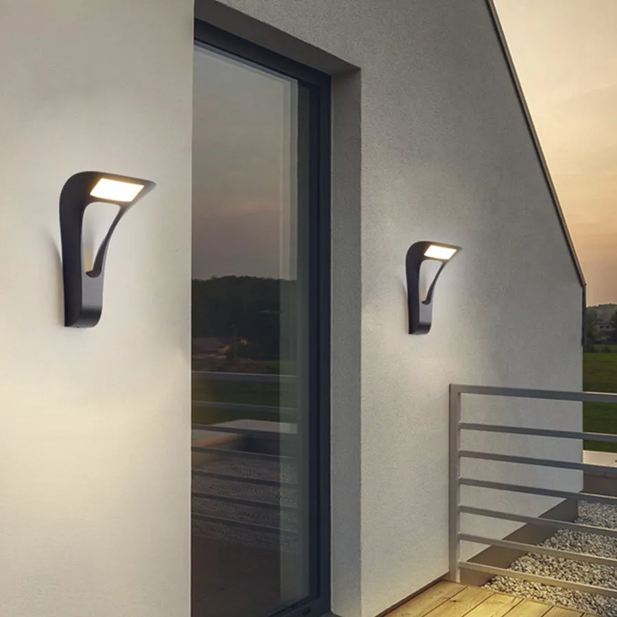 10951024546_1524333612