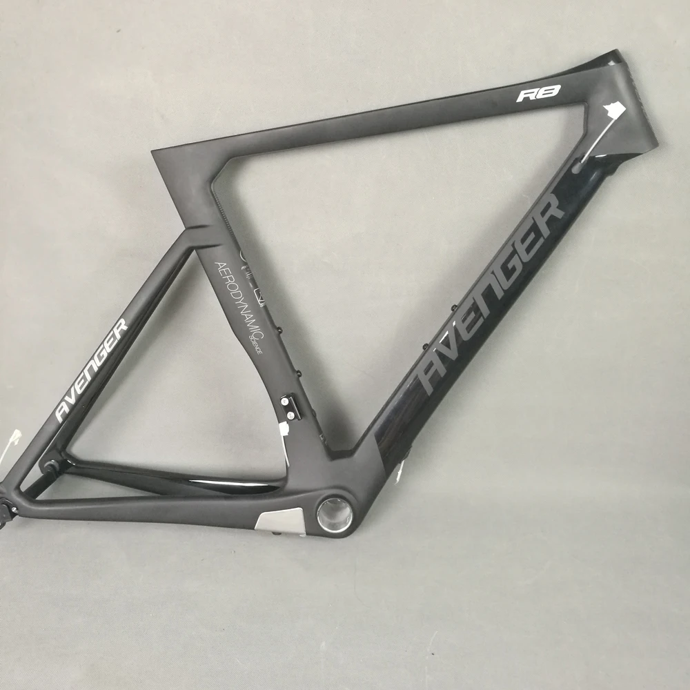 

Carbon Road AERO Frame Avenger R8 FM169 Bicycle Frameset With Seatpost & 700C Fork Outdoor Cycling Products Black UD Matte