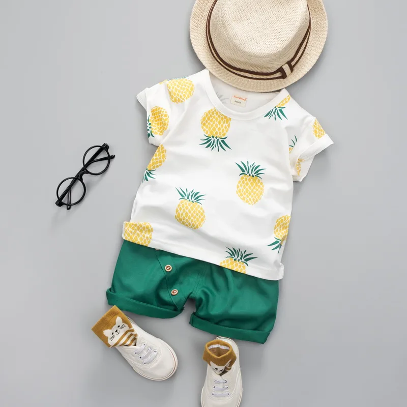 Летняя одежда для маленьких мальчиков и девочек с принтом ананаса; Модный хлопковый спортивный костюм для маленьких мальчиков; футболка+ шорты; одежда для детей