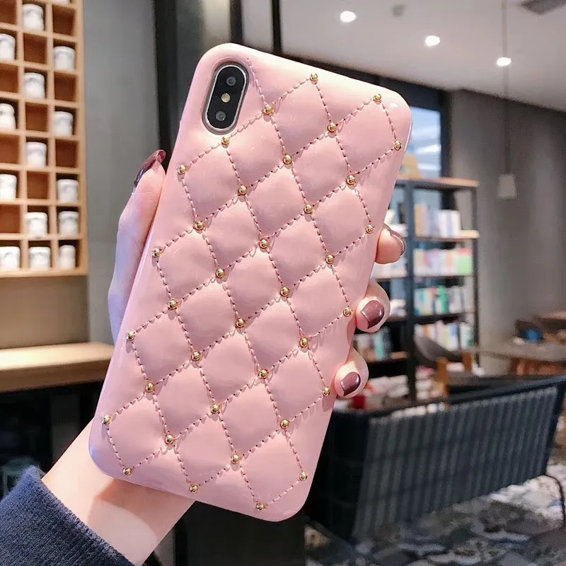 

PU Leather Case For iPhone XMAX XR XS Mobile Phone Leather Shockproof Phone Case With Rivets For Iphone6 6S 7 8 7P 8P Coque