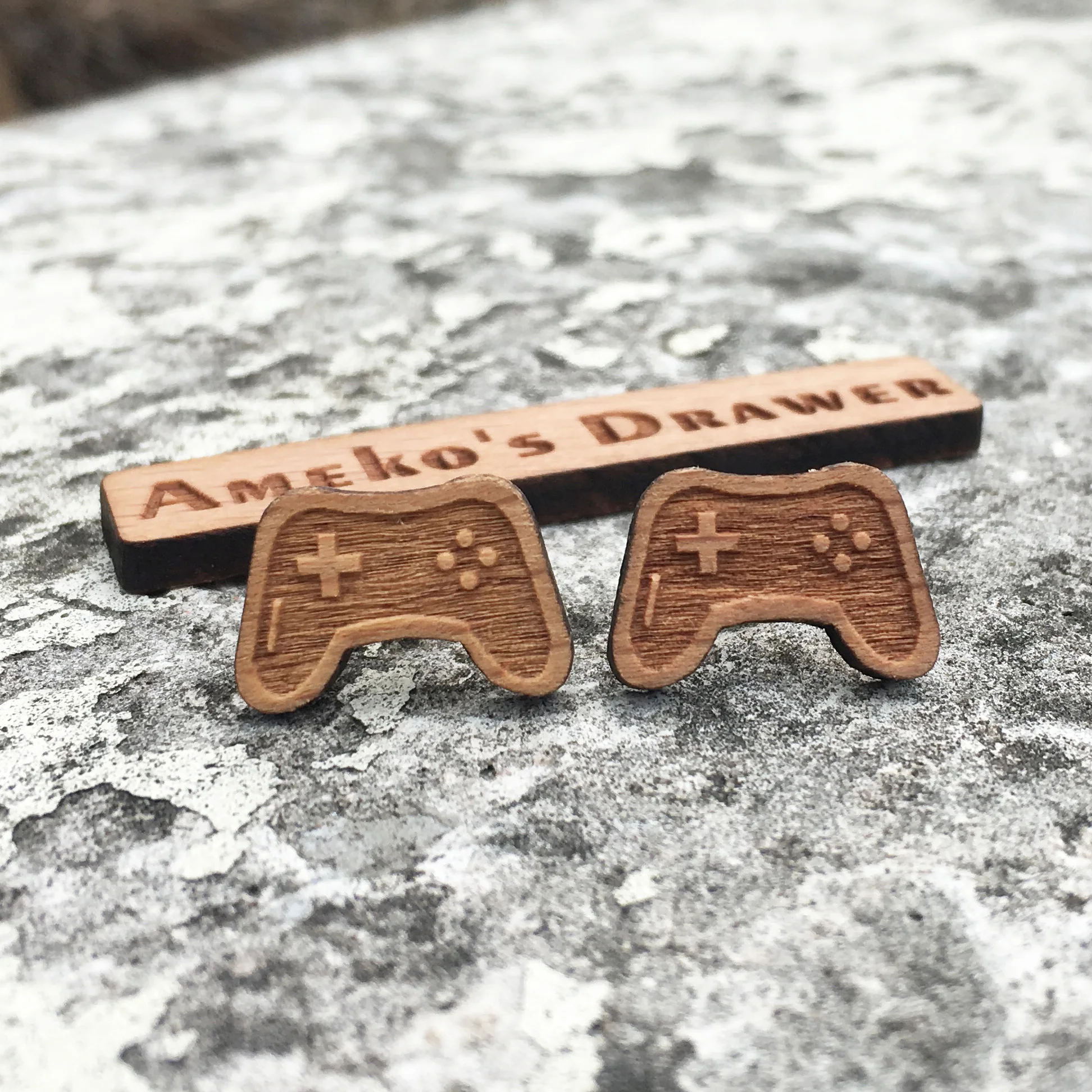 

Gamer style Laser engraved game controller handmade earrings xbox controller stud ps controller wooden earring x 10 pairs