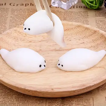 

4cm Squeeze Animals Toy Soft Silicone Hand Squeeze Squeeze Toy Cat Pig Cake Rubber Antisterss Squeeze Fidget Gift for Adults