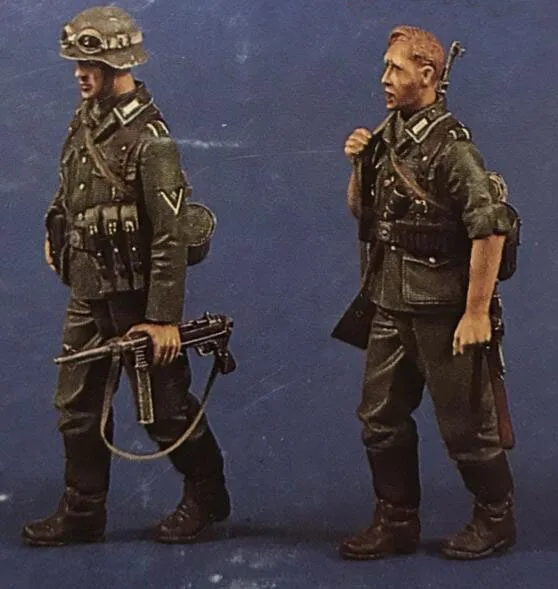 

1/35 Resin Figure German infantry 2pcs Model Kits