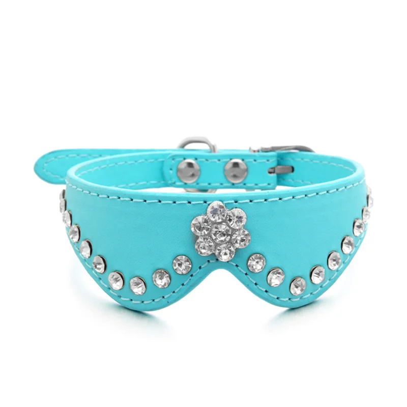 1 dog collar embroidered 