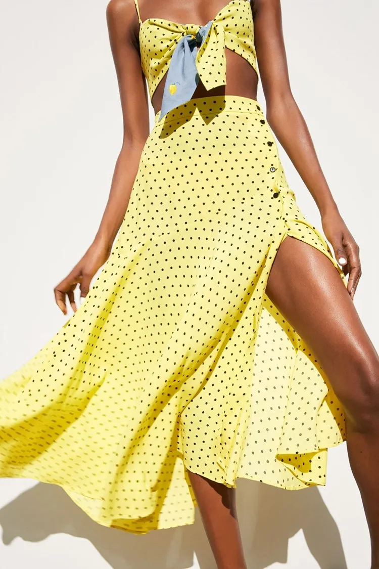 

Fashion 2019 Women Summer Party Dots Skirt Set Crop Top Irregular Skirt 2 Piece Set Off Shoulder Sexy Matching Sets