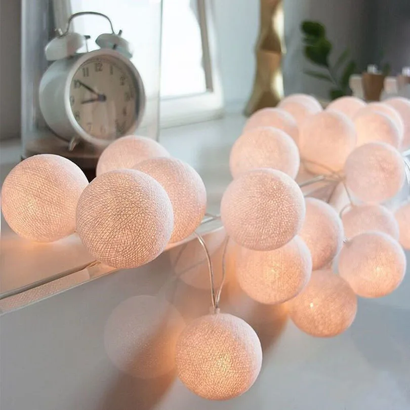 3m 20 leds Cotton Ball String Lights Battery Cotton Ball Light Chain Warm White Guirlande Lumineuse Christmas Holiday Lighting