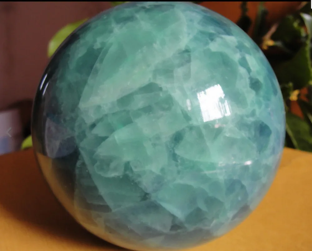

fa88004309149<<<+100mm Glow In The Dark Stone crystal Fluorite sphere ball + Stand