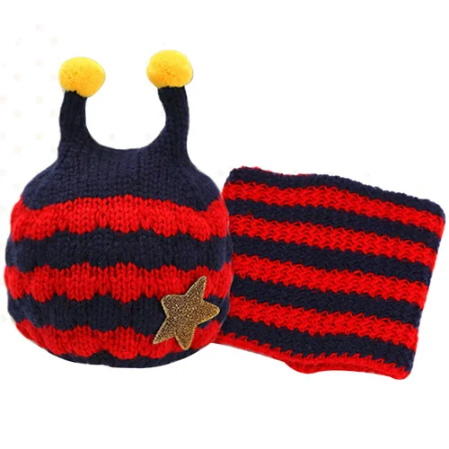 Детская зимняя шапка, шаль, комплект для детей от 6 месяцев до 4 лет, вязаная шерстяная шапка в полоску для маленьких мальчиков и девочек, шарф, очень теплая детская шапка с рисунком пчелы - Цвет: Red