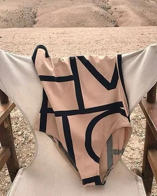 

New Summer Abstract Print Deep Back One-piece Swimsuit Sporty Beige/Back Line Pattern Letter Print High-cut Vacation Swimwear