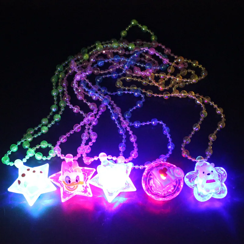 1PC Luminous Necklace New Children's Toys Brinquedos Flash Gifts LED Cartoon Lights Glow In The Dark Toys For Childs Kids Play 1PC Luminous Necklace New Children's Toys Brinquedos Flash Gifts LED Cartoon Lights Glow In The Dark Toys For Childs Kids Play