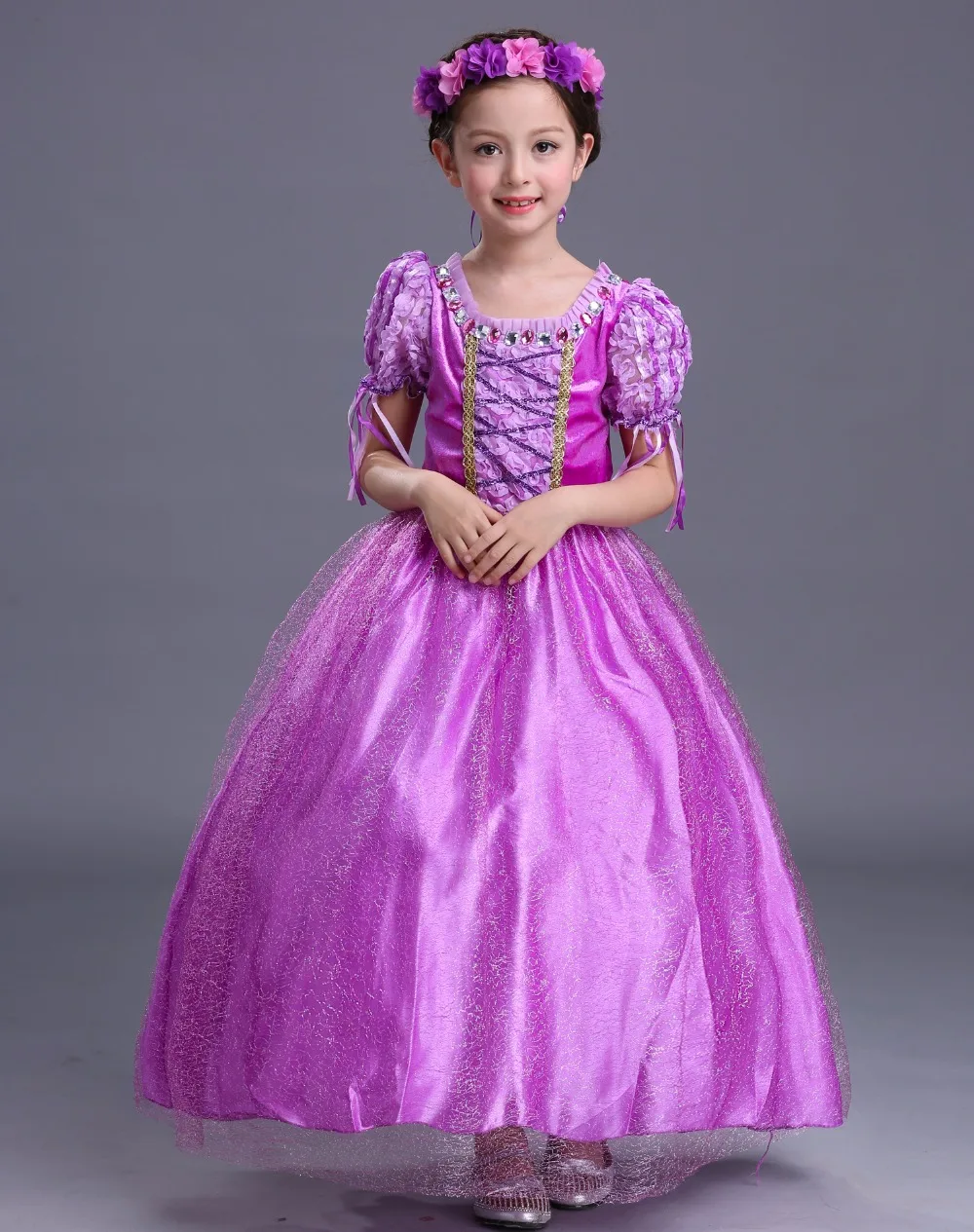 girls dressing up outfits