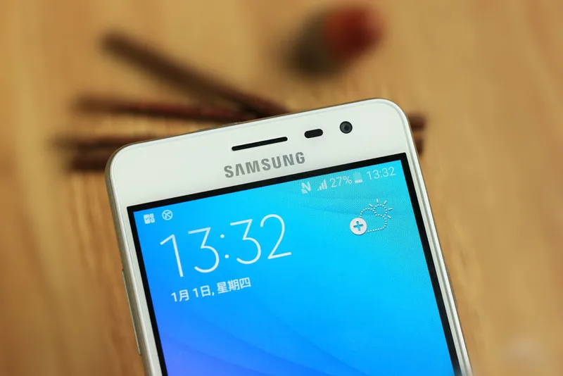 Оригинальный мобильный телефон Samsung Galaxy J3 Pro J3110 (2016) четырёхъядерный 5 0 дюйма 2 Гб